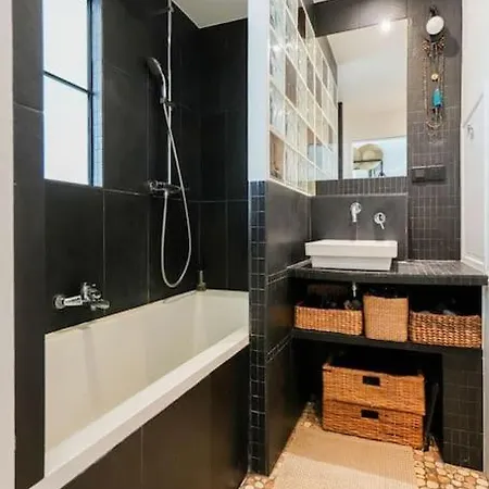 Superb With A Pool Accessible